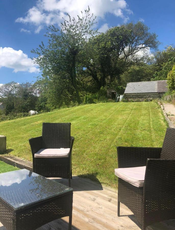 Clydach Cottages 拉内利 外观 照片