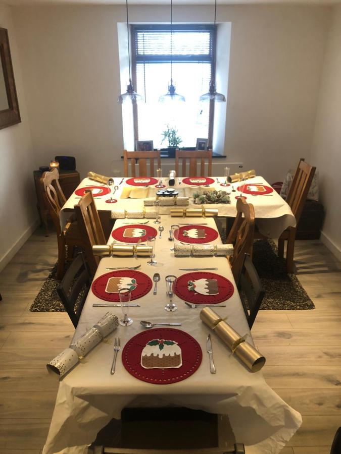 Clydach Cottages 拉内利 外观 照片