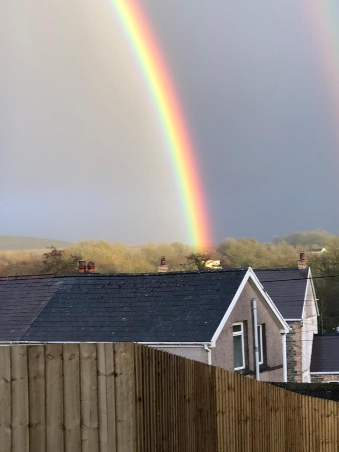 Clydach Cottages 拉内利 外观 照片